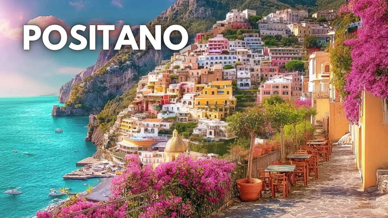 Позитано, Амальфийское побережье: Я гулял по цветущим улицам с видом на море. Это идеальный сезон?