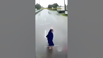 Thấy quán đăng tuyển nhân viên liên tục 😂 #giaothong #antoangiaothong #laixeantoan #nhahang