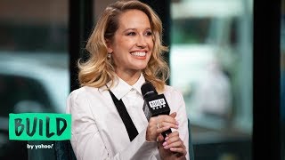 Tina Fey Told Anna Camp To Go Even Bigger On The Set Of "Unbreakable Kimmy Schmidt"