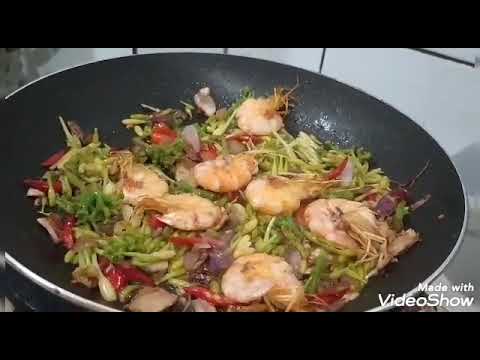Oseng Bunga Pepaya Udang