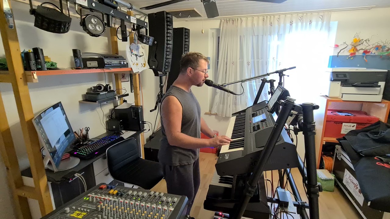 Live Musik Butterfly www.musikbutterfly.ch Hie bini dahei