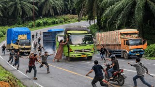Aksi Ibu-Ibu Kejar Sopir Pencuri Rokok‼️Dongkrak Truck Sampai Di Keluarkan 