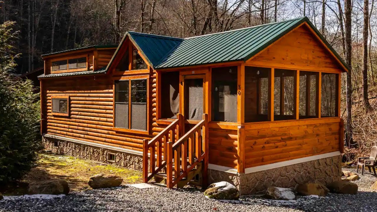 The Coziest Brand New Amish Smoky Mountain Tiny Home