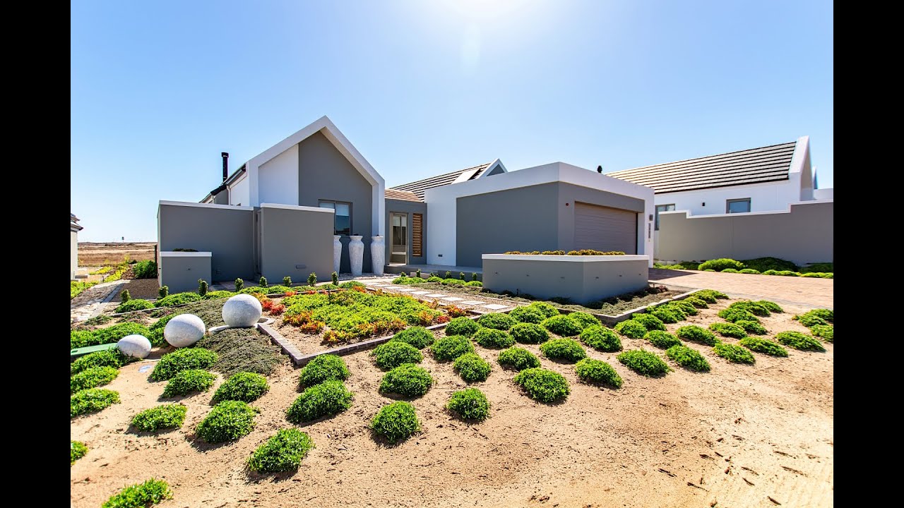 STYLISH BRAND NEW 3 BEDROOM HOUSE IN LANGEBAAN COUNTRY ESTATE