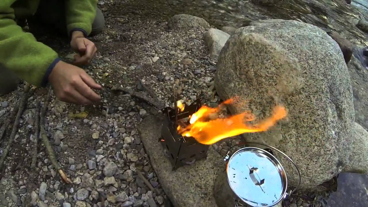 EMBERLIT パッキングストーブ チタン 軽量 オリジナル | ミリタリー