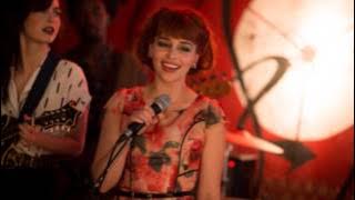 Emilia Clarke - Fisherman's Blues (Cover)