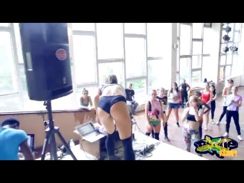 BIG UP KEMP RUSSIA 2014 - TWERK WORKSHOP BY DHQ FRAULES