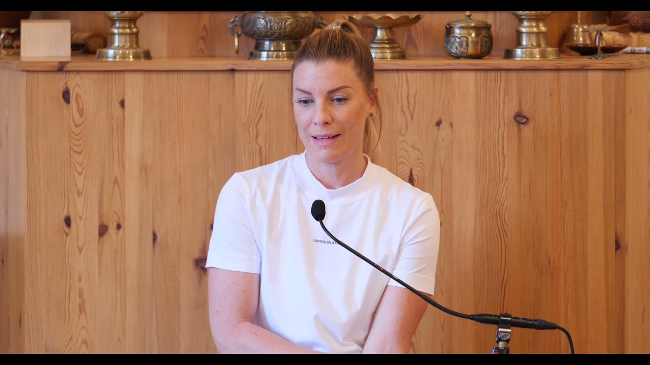 2021 08 20 Eredeti Fény Zen Templom , tíznapos gyakorlat (2)   Fleisz Júlia (bevezető)