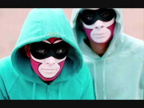 The Knife - Pass This on (Dahlbck and Dahlbck remix)