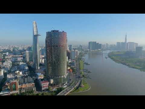 Video Timlapse quá trình hoàn thành công trình thế kỉ IFC... - youtube
