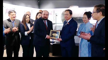 Chủ tịch Quốc hội và Phu nhân tham quan Bảo tàng Lịch sử Quốc gia Armenia