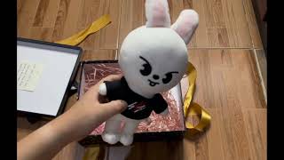 Unboxing Adopting My Skzoo Leebit Plush