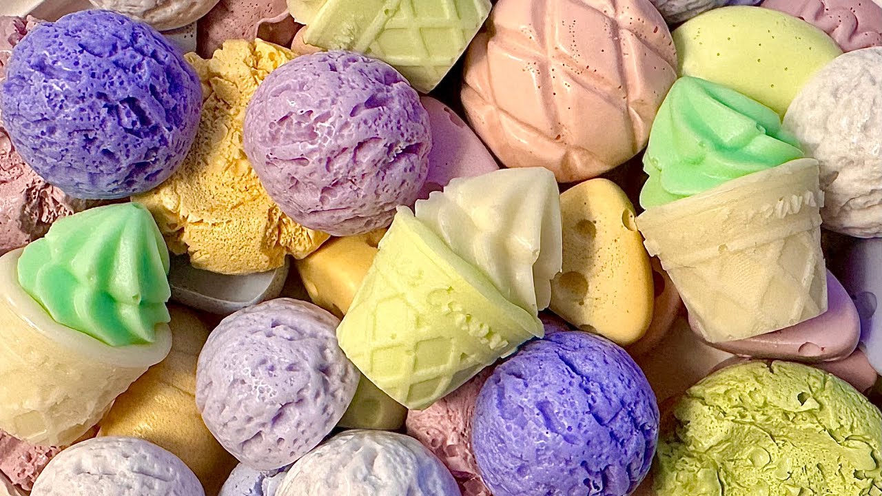 Может, это десерт? Воск?