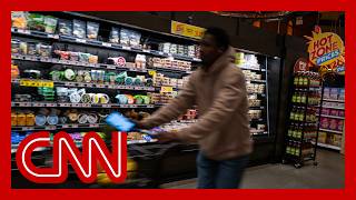 US consumer confidence improves for first time since November