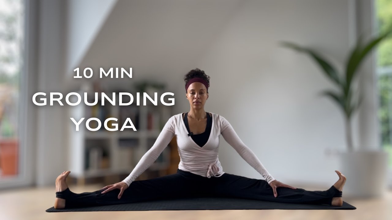 10 Min Grounding Yoga | Evening Wind Down | Gentle Twists & Hip Openers