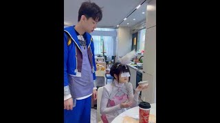 Thumbnail for 【鬥羅大陸】 唐三好過分啊!#斗羅大陸 #唐舞麟 #唐三 #小舞