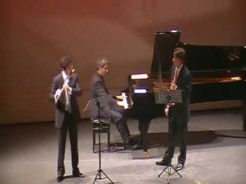 Astor Piazzolla: Oblivion for 2 flutes and piano A...