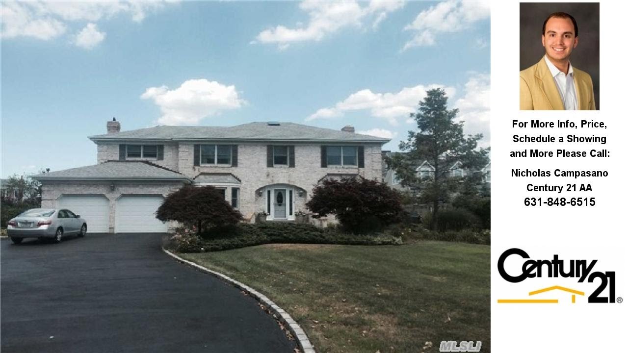 35 Oak Neck Ln, West Islip, NY Presented by Nicholas Campasano.