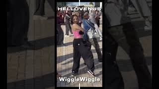 🏴Kpop in Public - HELLOVENUS Wiggle Wiggle