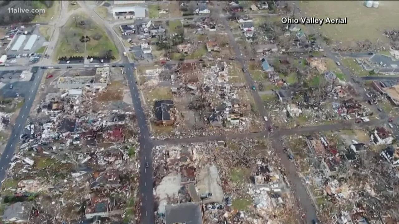 Storms leave dozens dead in 5 states, Kentucky hardest hit - YouTube