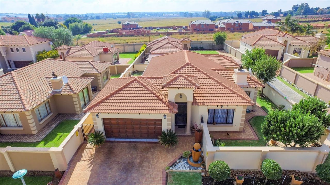 3 Bedroom House for sale in Gauteng East Rand Kempton Park Pomona