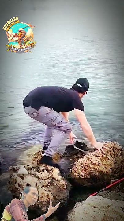 SO RECKLESS THAT HE DID JUMP IN #fishing