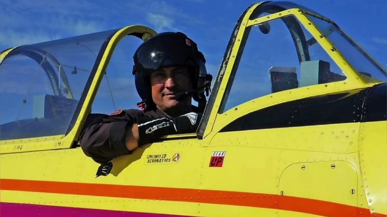 ?? PILOTO MORRE AP&Oacute;S COLIS&Atilde;O DE DUAS AERONAVES ??
