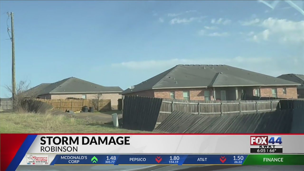Power outages in Robinson and strong winds caused damage to homes - YouTube