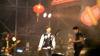 2011/2/12 高雄燈會-五月天-妳不是真的快樂