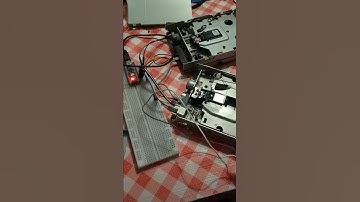 Tetris Theme on Floppy Drives Controlled by Arduino (Moppy)