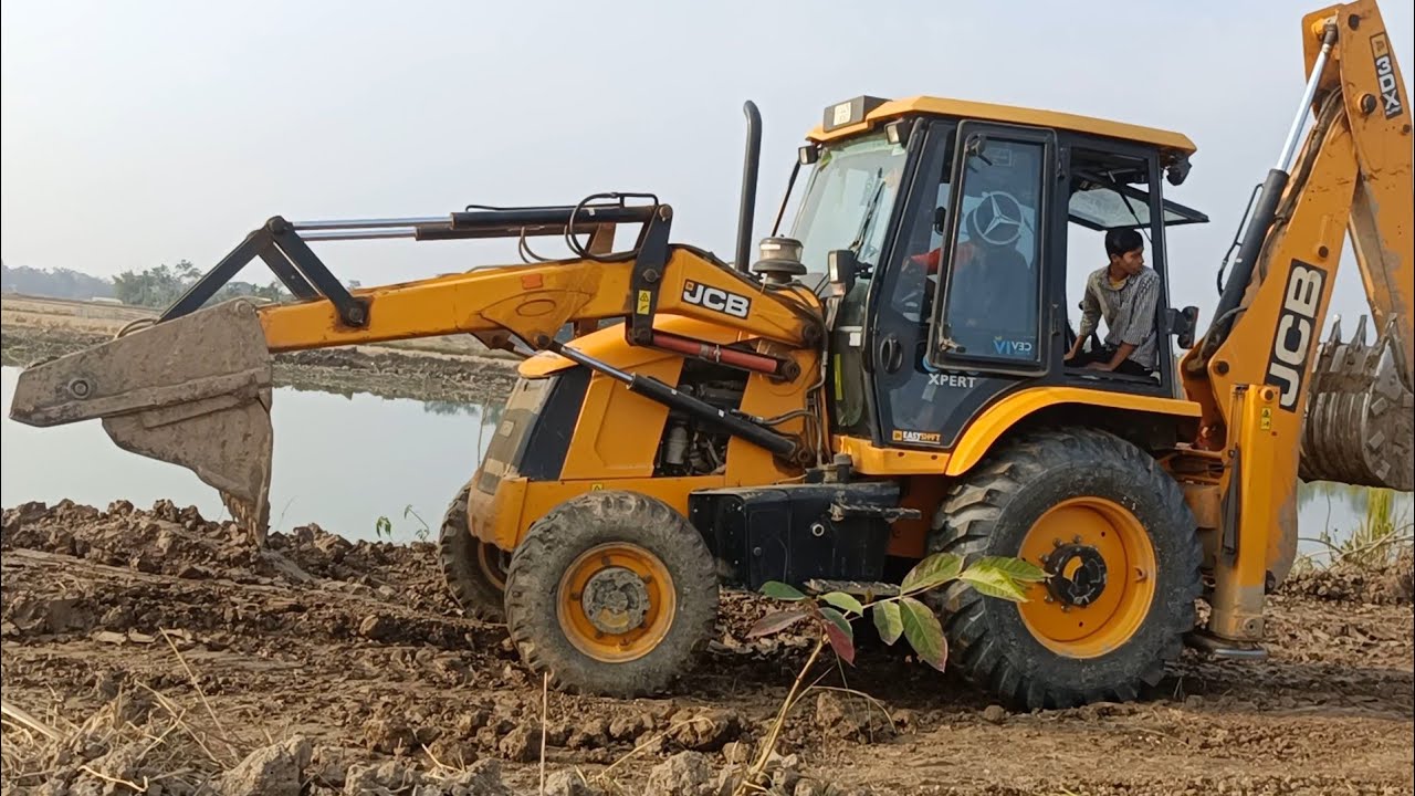 jcb loading dumper viral video🚜🚜🚛🚛⭐⭐