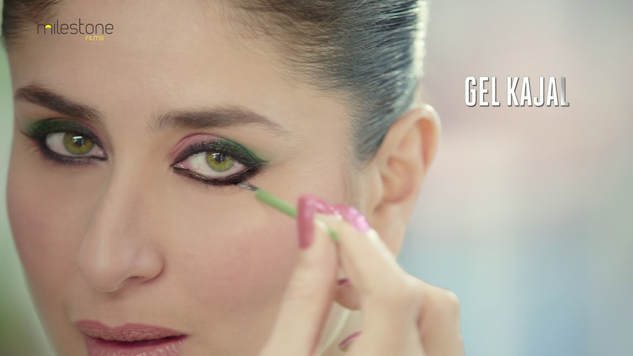 LAKME 9 TO 5 NATURALE WITH KAREENA KAPOOR