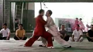 Learn Tai Chi China: push hands demonstration and school class
