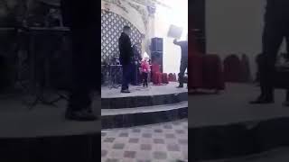 Маленкая Девочка Поёт Как Ангел По Узбекский