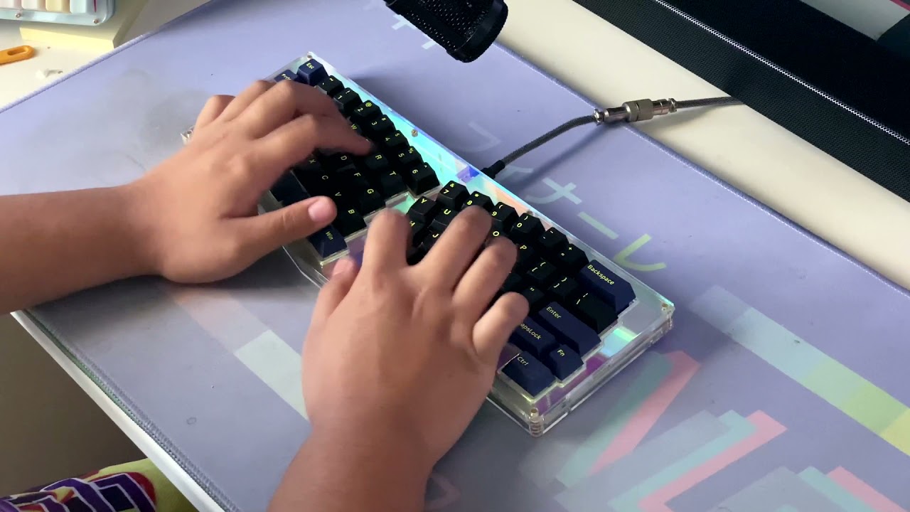 Acrylic Alice with Everglide Waterkings Typing Test