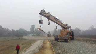 How to handle RAILWAY SLIPPER.//Civil  Engineering Machine Made Help. screenshot 4