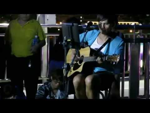 2014-09-28 高明德Andy-至少還有你(合唱版) in 新月橋