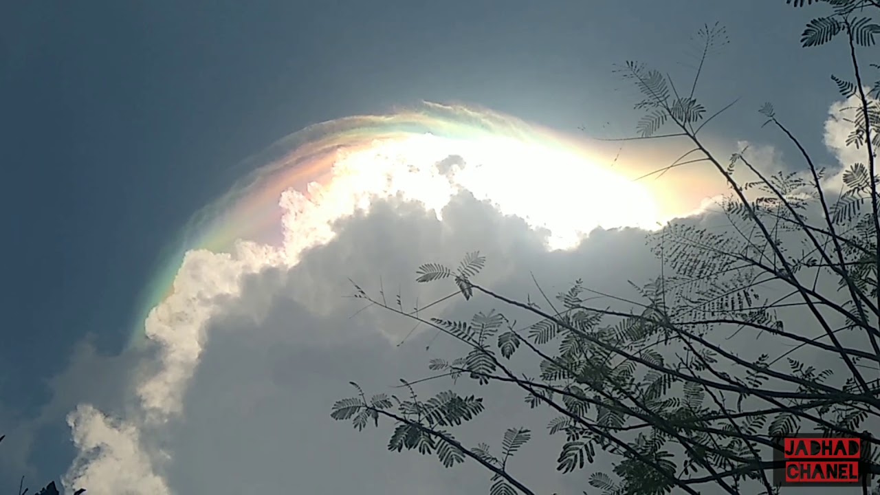 Fenomena Munculnya Awan Pelangi di Langit Jogja YouTube