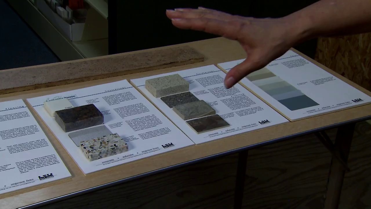 LaHouse: Countertop & Floor Displays