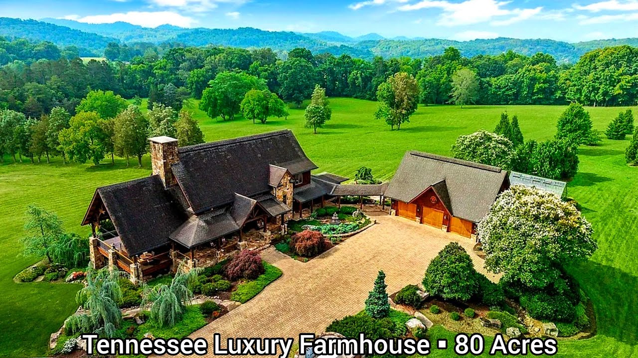 Tennessee Luxury Farmhouse For Sale | 80 Acres | Tennessee Land For Sale | Morton Horse Barn