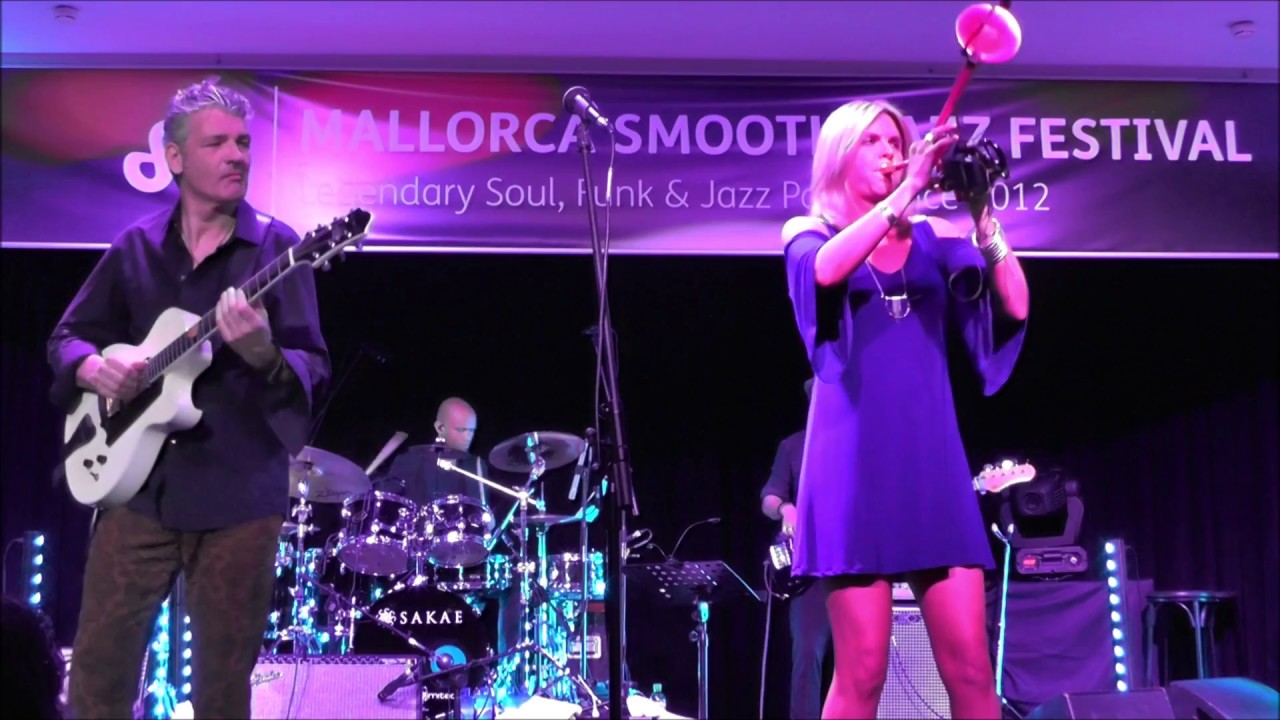Lifted - Cindy Bradley feat. Chris Standring at 7. Mallorca Smooth Jazz Festival (2018)