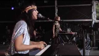 Bat For Lashes - Horse and I (Bestival Isle of Wight 2007)