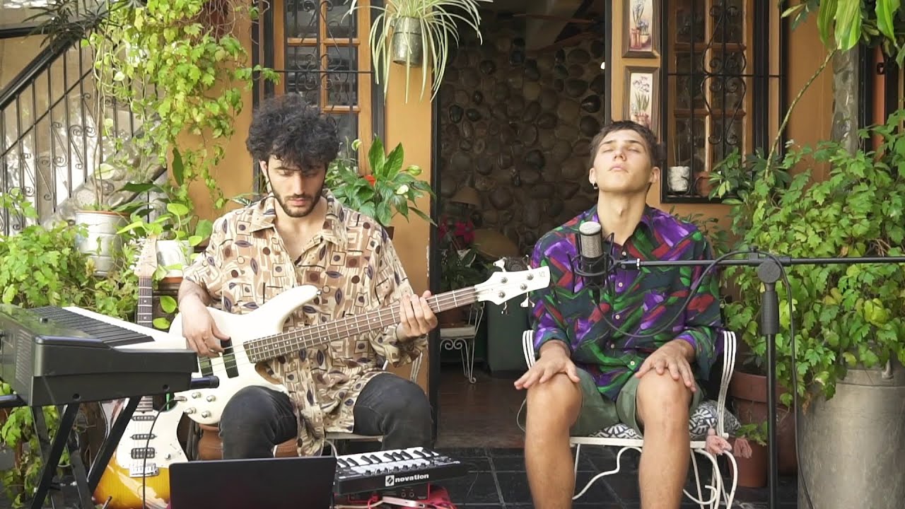 Koino Yokan - Esta saliendo el Sol Chords - Chordify