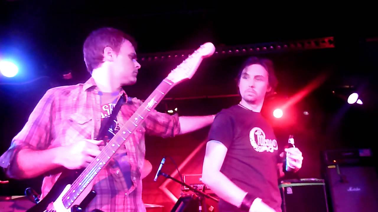 Local H - Bound For The Floor/25 or 6 to 4 06/18/10: BriXton South Bay - Redondo Beach, CA