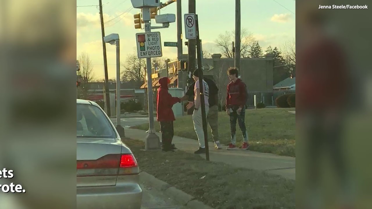 cash reserve ratio Teens’ Act of Kindness Goes Viral After Woman Posts Photo
