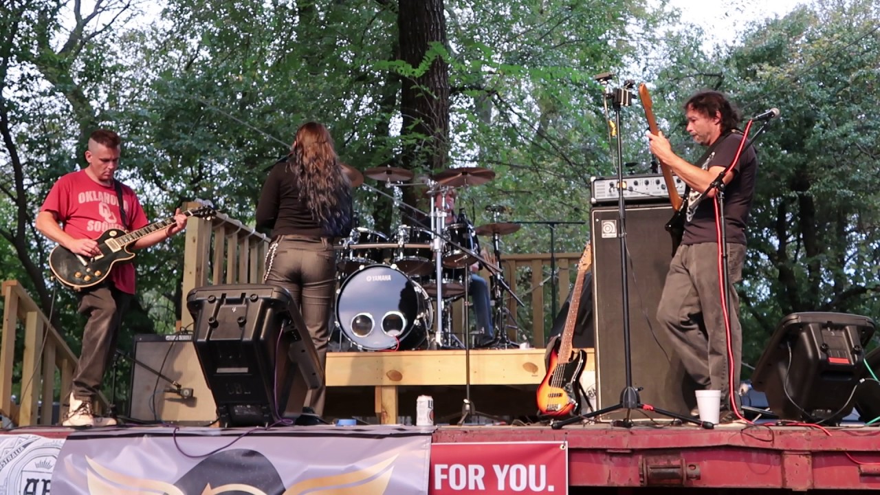 "Magic Man" Gentry Counce covering Heart