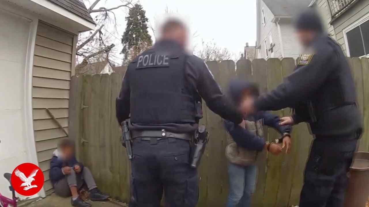 Kids under 12 lead police on high speed chase after learning how to ...