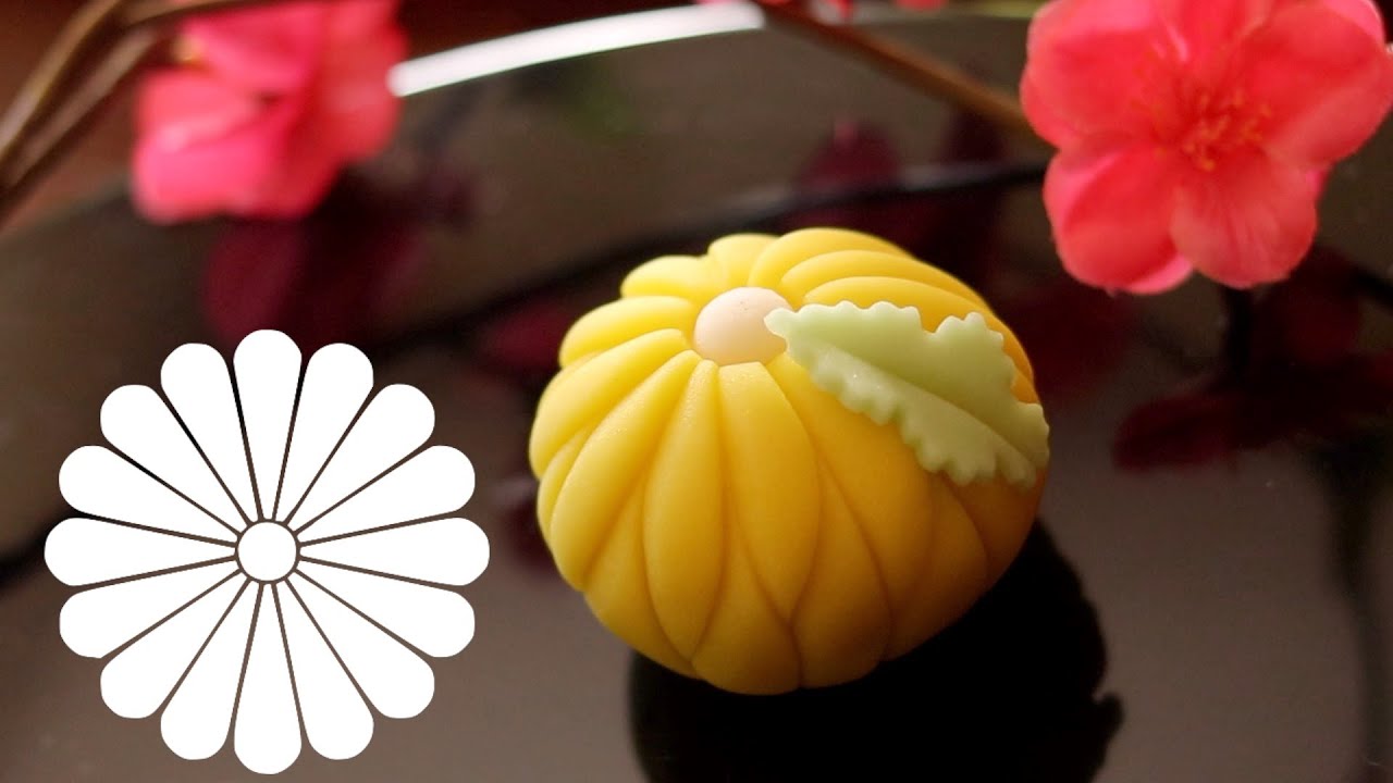 Wagashi Nerikiri Diagonally cut spatula chrysanthemum Redipe