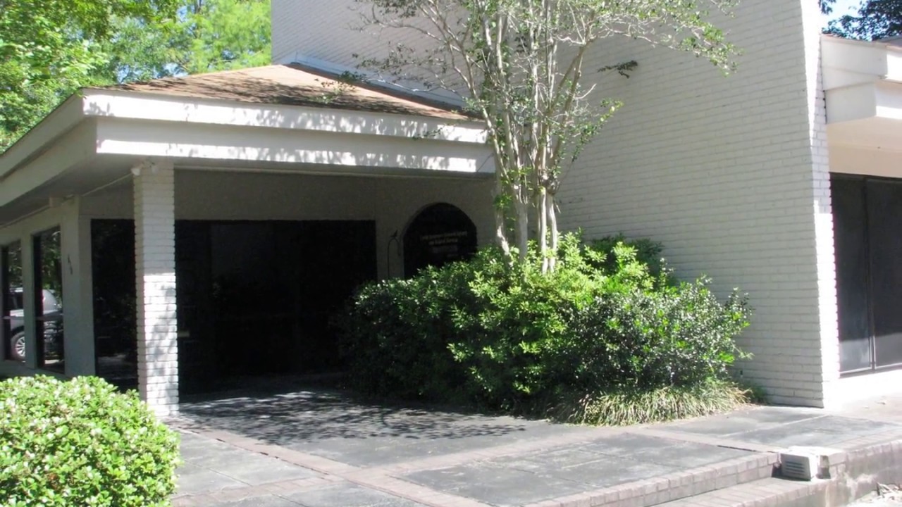 Centrally located Office Building! 630 Village Lane  NORTH OT, Mandeville, LA 70471