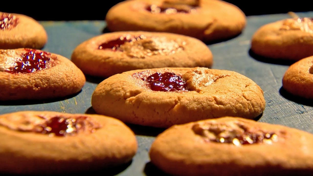 Gordon Ramsay's Peanut Butter Jelly Cookies